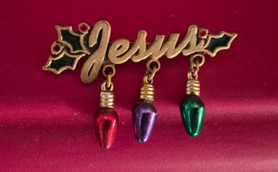 Jesus Christmas broach pin