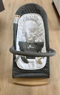 Joy and Lotus Infant Balance Seat