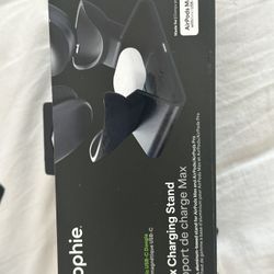 Mophie Max charging Stand 
