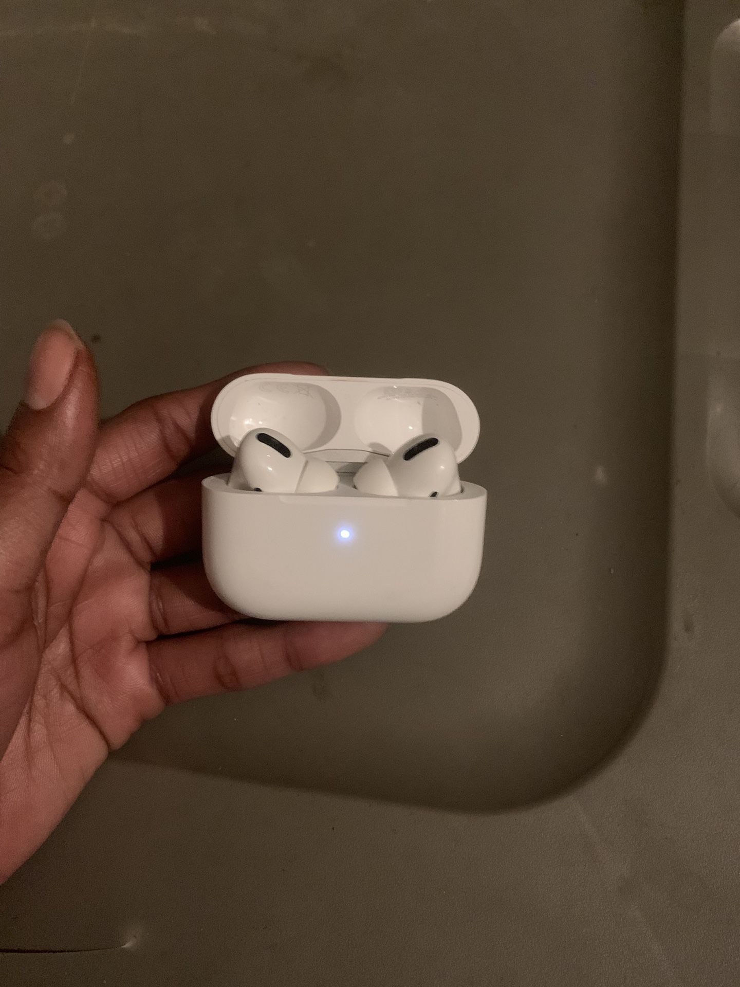 AirPods 