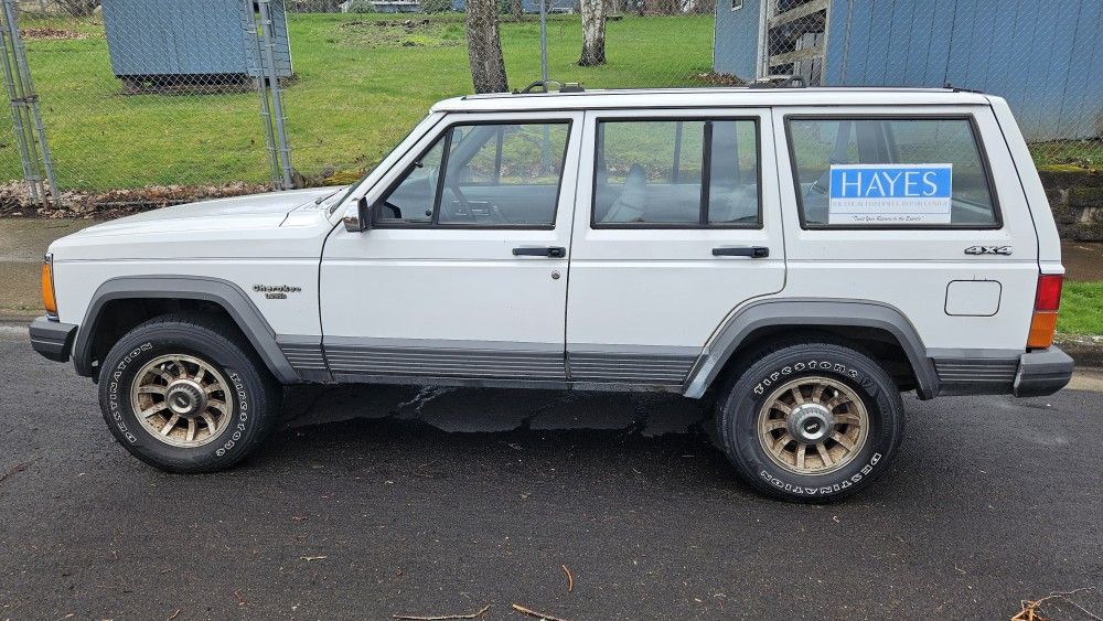 1990 Jeep Cherokee