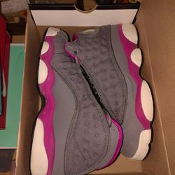 Nike 7Y Girls Jordan 13s Pink