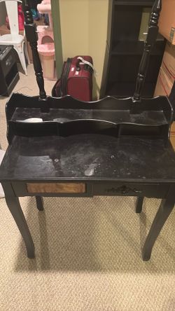 Small vanity