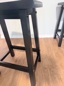 Black Backless Wooden Bar Stools – Set of 2