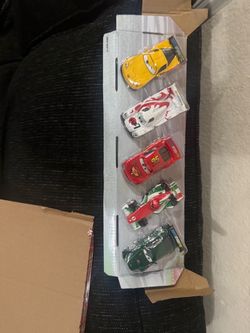 Disney Pixar Cars Die-Cast 5-Pack Set