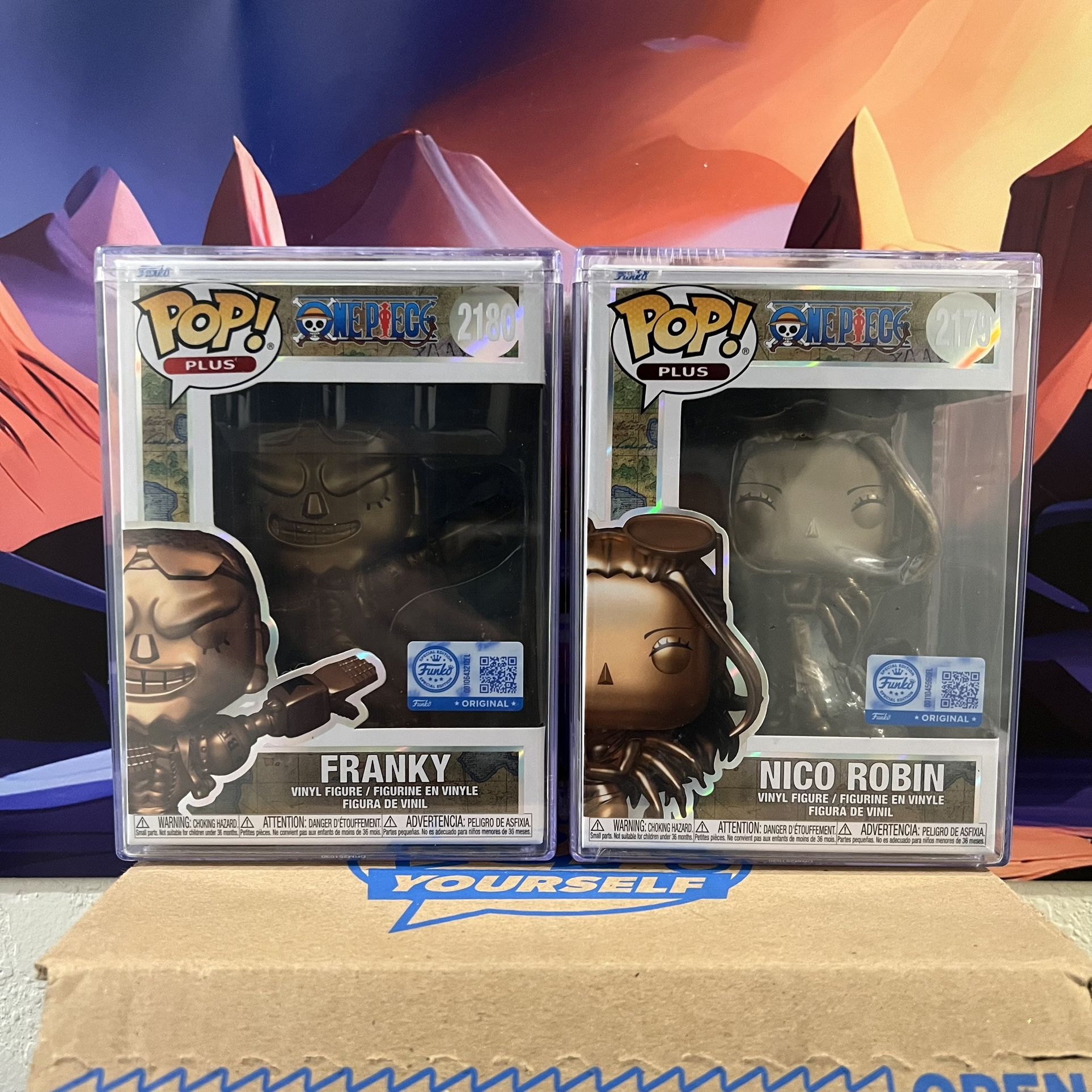 $70ea Franky And Robin Bronze Statue Funko Pop Bundle