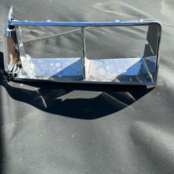 Buick Regal gbody 84-87 Headlight Bezel