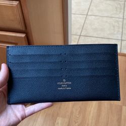 Authentic Louis Vuitton Card Holder/ Wallet 