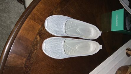 Never worn