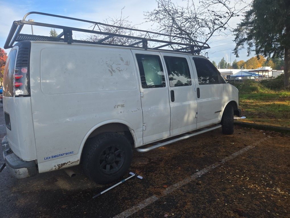 2000 Chevrolet C3500