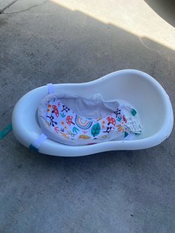 Baby bath tub