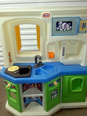 LITTLE TIKES COOKIN FUN INTERACTIVE KITCHEN