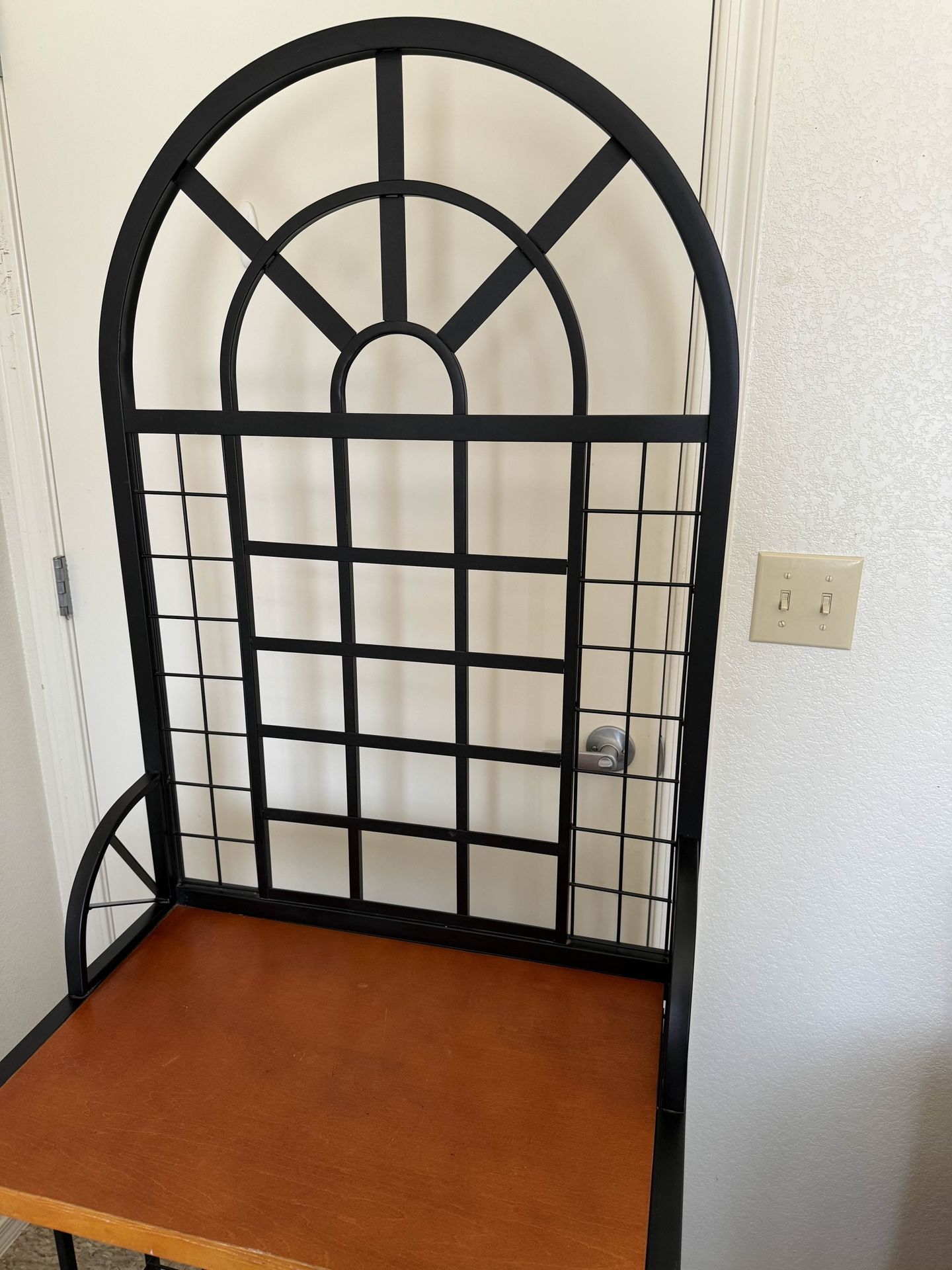 Bakers Rack, Coffee Nook, Wine/Bar rack