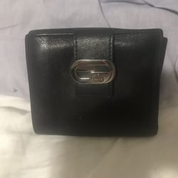 Gucci Wallet. 