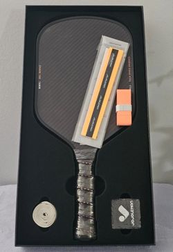 JOJOLEMON Shark 100 pickleball paddle