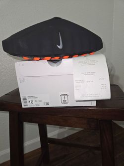 Nike Mind 001