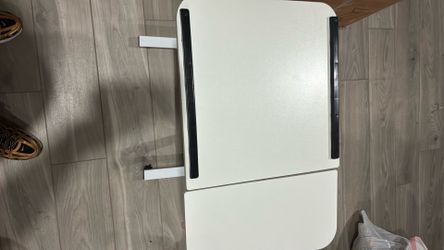 Rolling desk