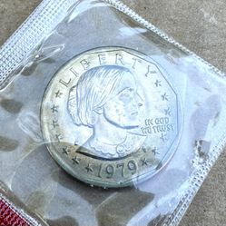 1979 D Susan B Anthony FG - Uncirculated ONE DOLLAR U.S. Coin Collectible