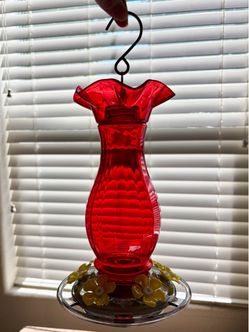 Hummingbird feeder