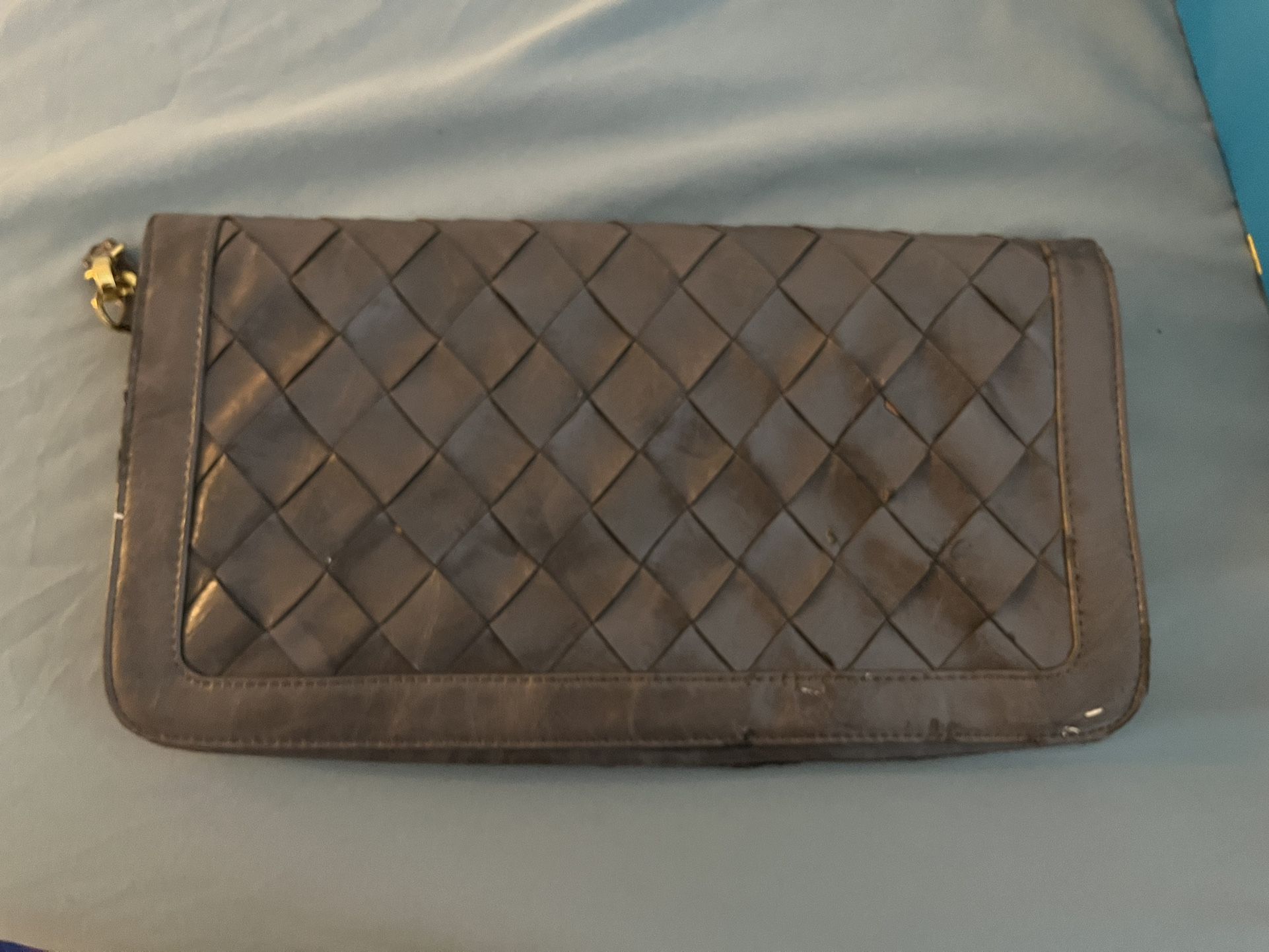 Urban Expressions Women’s Clutch Wallet