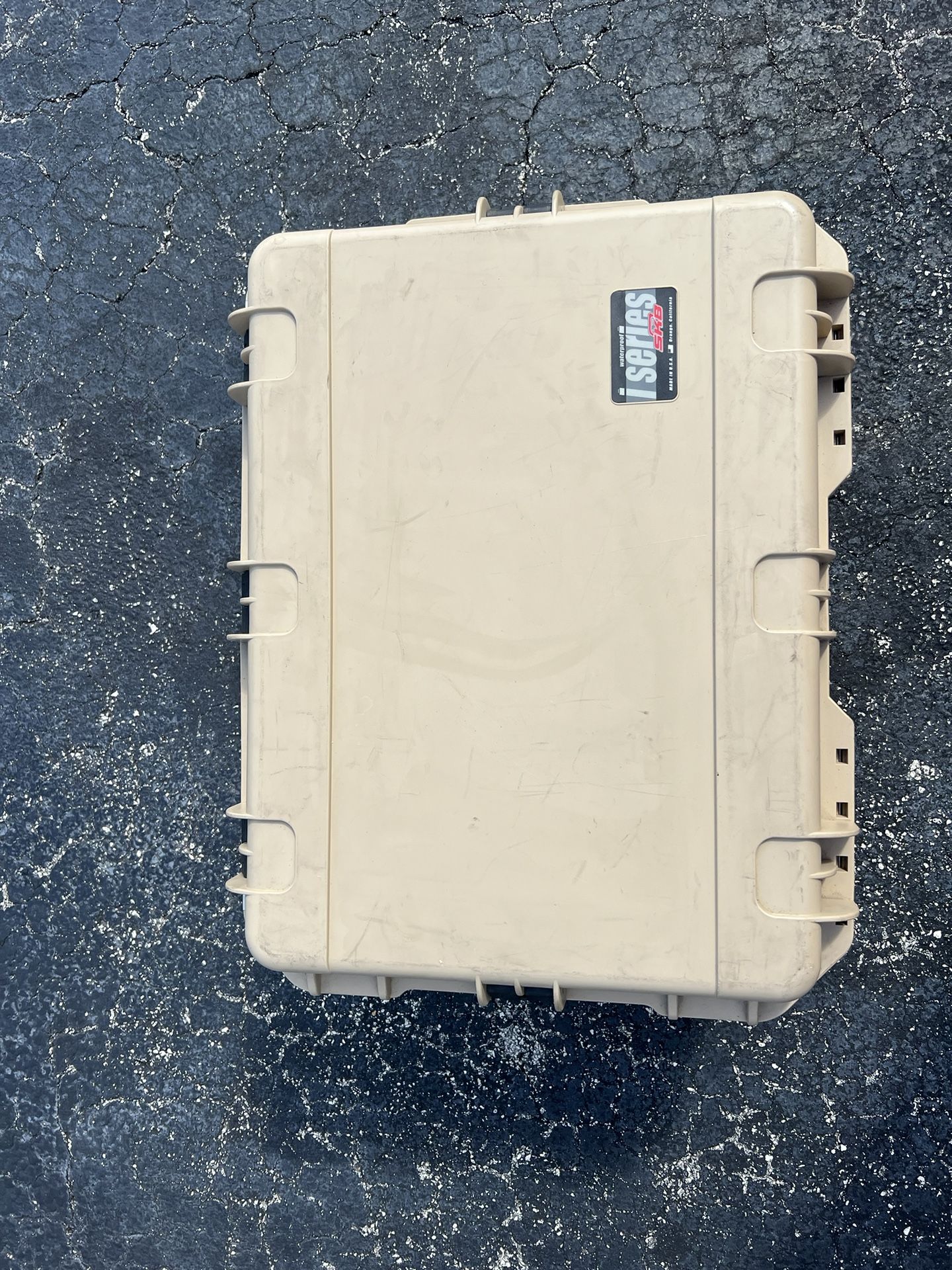 SKB Hard Case i series