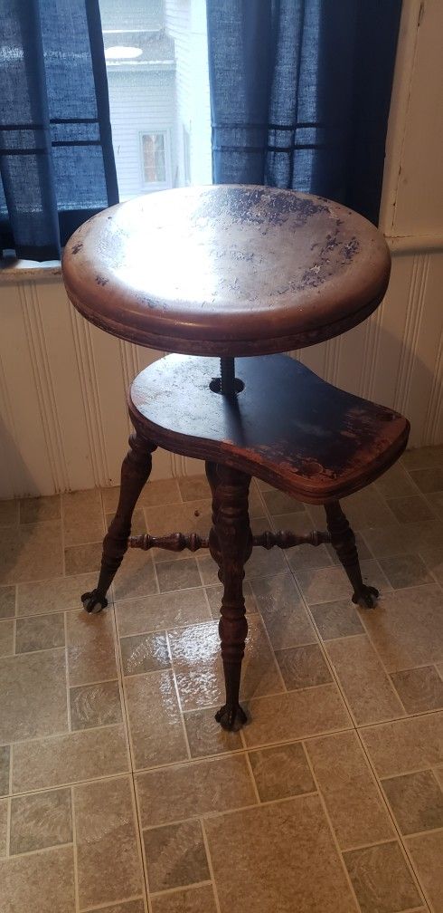 Paino Stool.