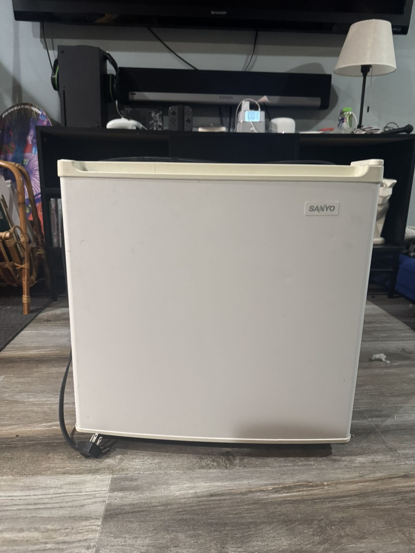 Mini Fridge