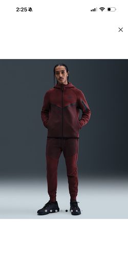 Nike Men’s Tech Fleece Outfit For Sale! Brand New!
