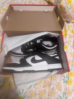 Nike panda dunks size 12