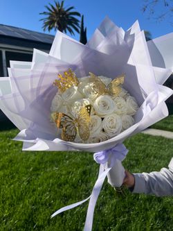 Flower Bouquets/ Ramo Buchones