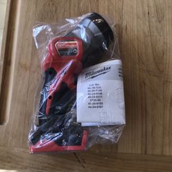 Milwaukee M18 LED Light. Brand NEW . Tool Only .