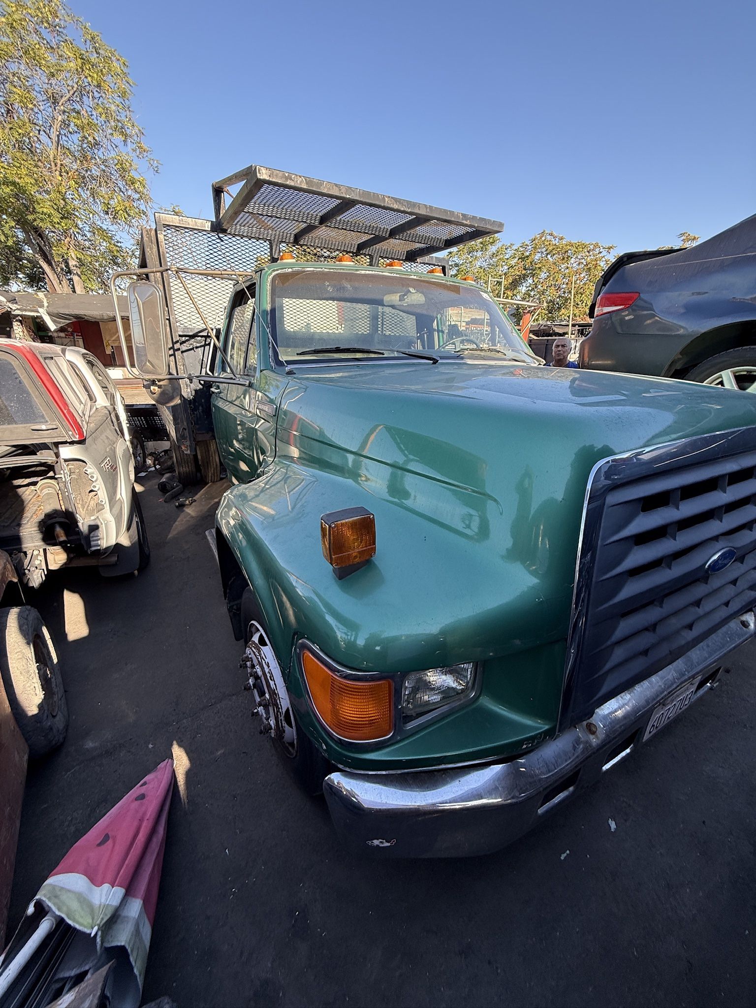 1997 Ford F-700 Dump Truck 