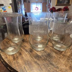 6 Glass Flower Vases