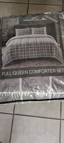 Full/Queen Comforter Sets $35 Cash Only 