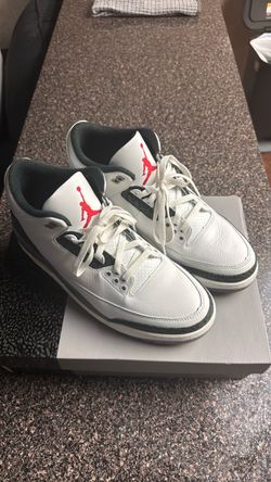 Jordan 3 Cement grey size 13