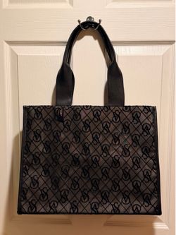 VICTORIAS SECRET NEW