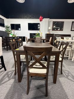 7 PC DINING TABLE
