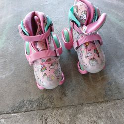 Hello Kitty ⛸️ Size 11-2