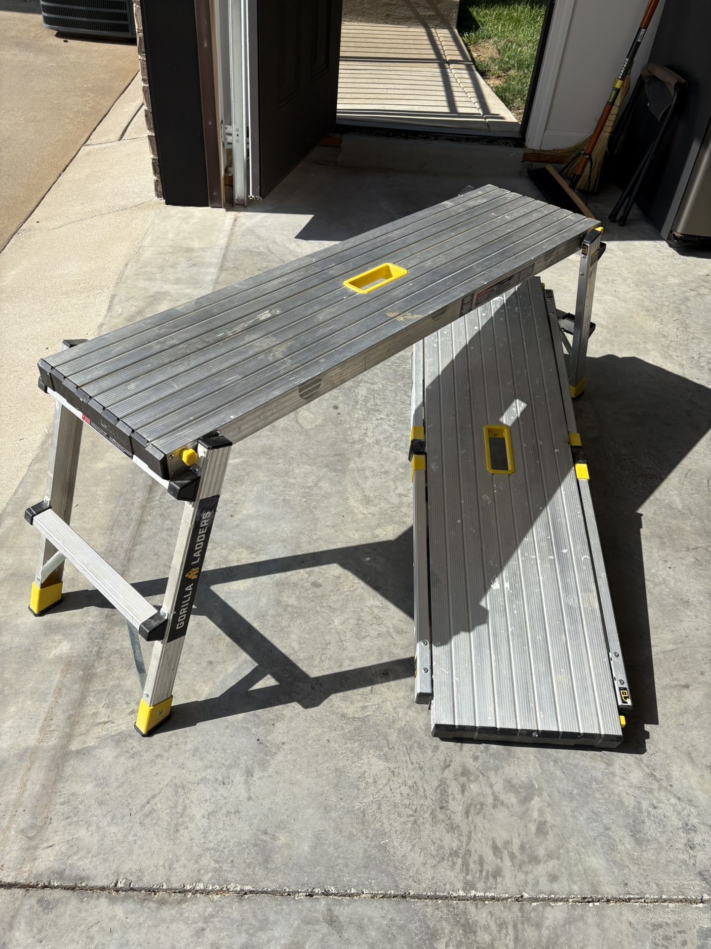 Gorilla work stands (2)