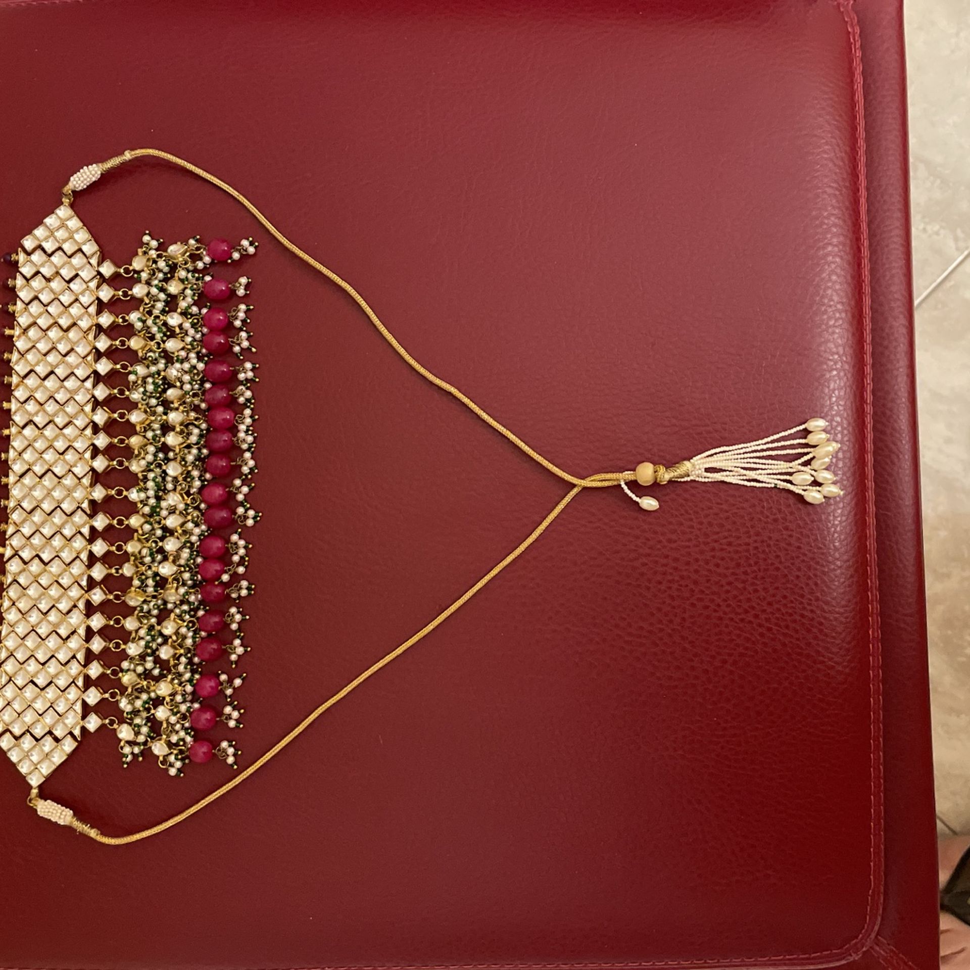 Beautiful Kundon Choker From Joypur India