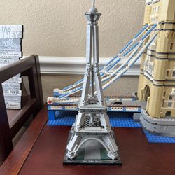 Lego Architecture The Eiffel Tower 21019