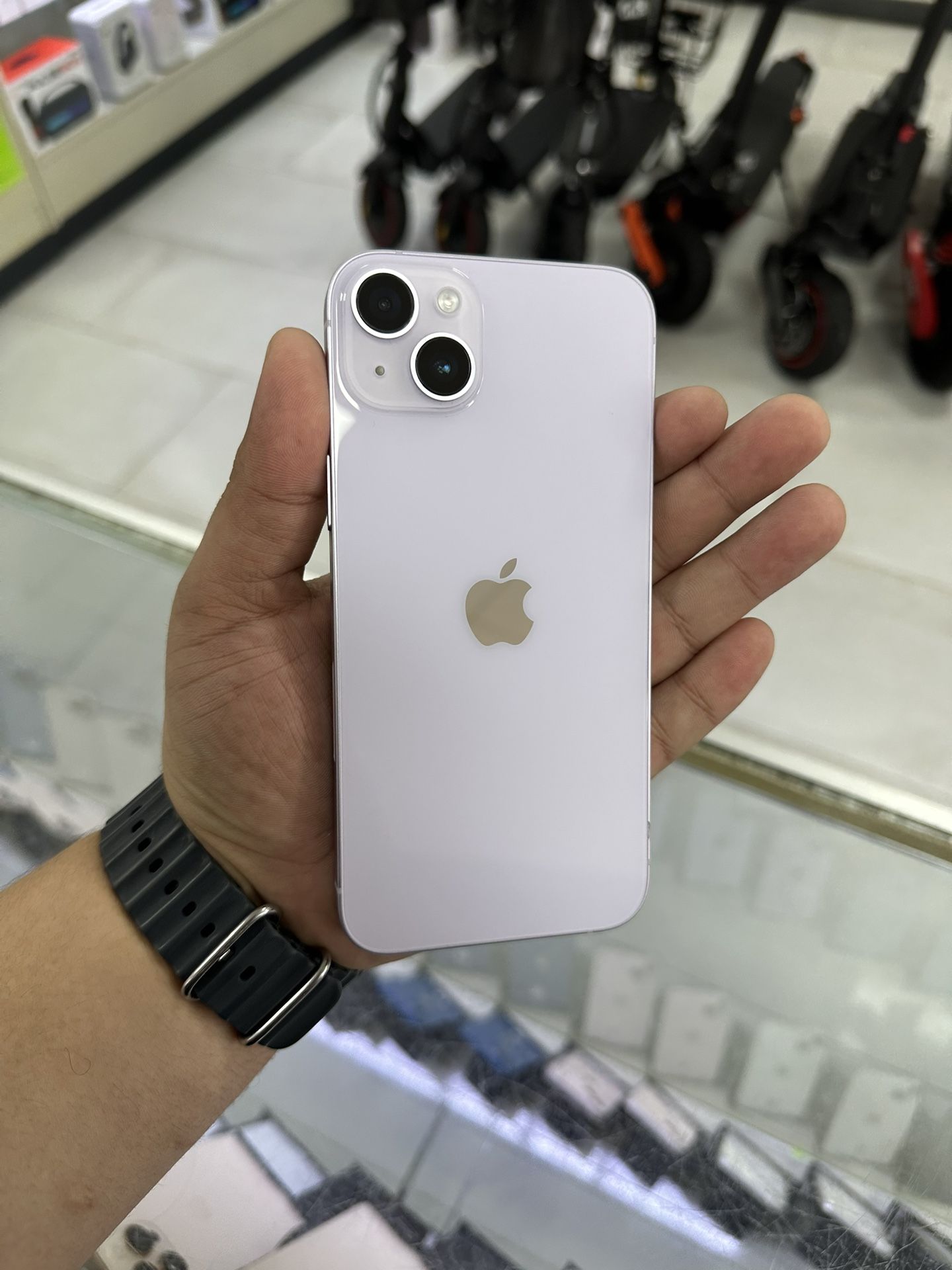 iPhone 14 Plus 128GB Unlocked! $399 Cash Or Card! Finance Available!