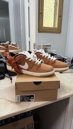Nike SB Dunk Low Pro ISO