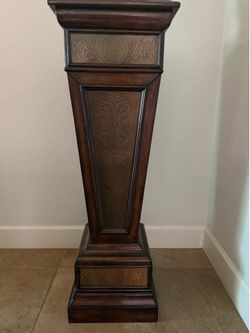 Pedestal