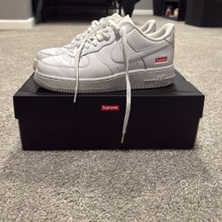 Nike Air Force 1 Lows Supreme Size Kids 6.5