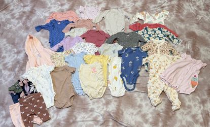 Carter’s Baby Girl 0-3 Month Clothes Lot – 29 Pieces