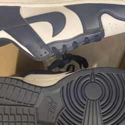 Nike Dunks Lows Dark Blue 