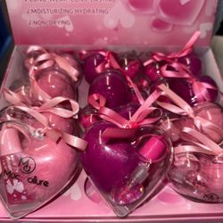 Heart Shaped Container With Lip Gloss And Pom Ok