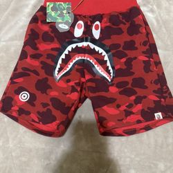BAPE ABC Camo WGM Print Shark Sweatshorts Red Men Size M