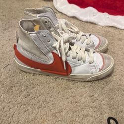  ORANGE NIKE JUMBO BLAZERS